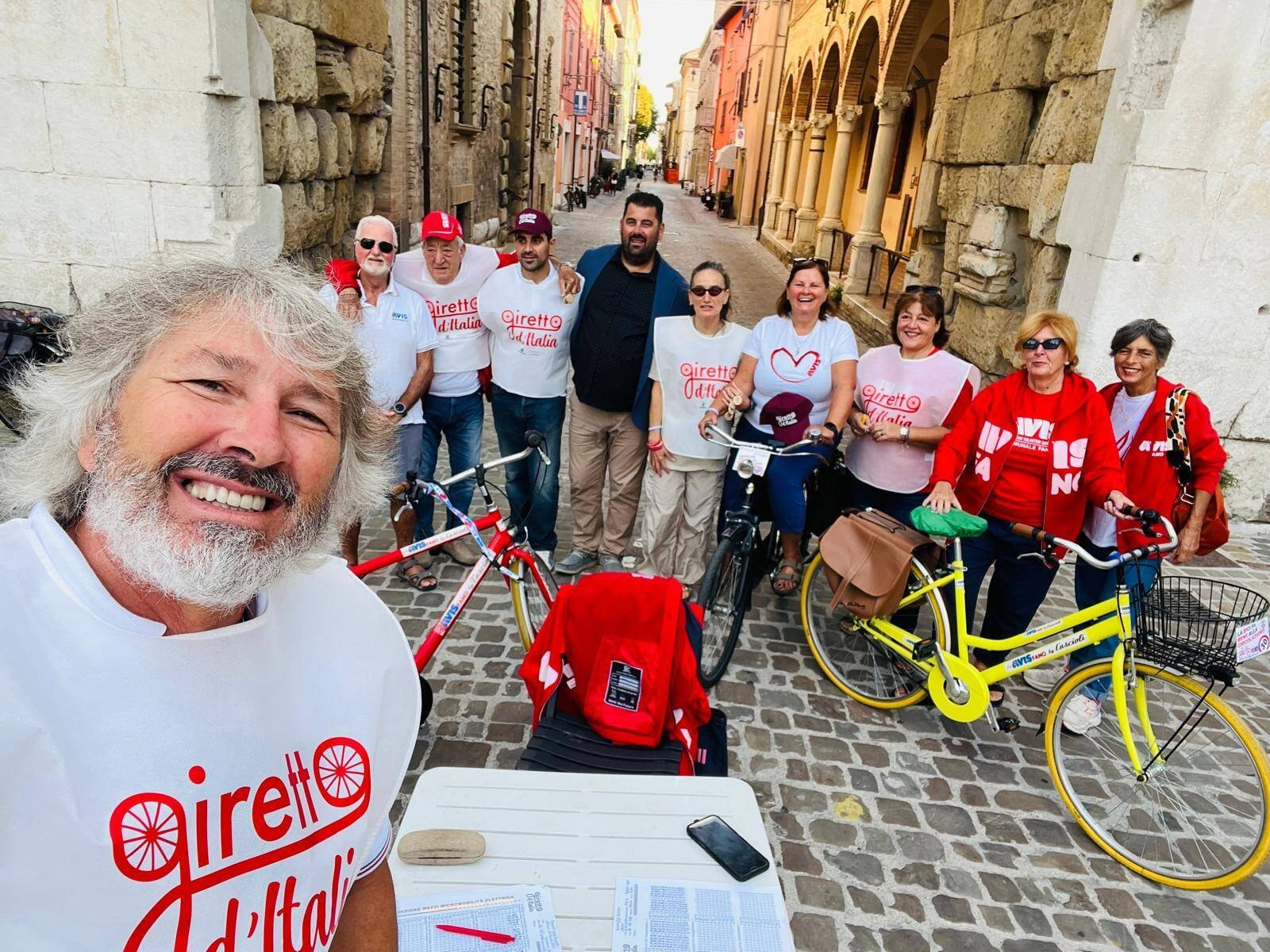 GIRETTO D’ITALIA, FANO PEDALA DI PIU': 2.316 PASSAGGI NEI CINQUE CHECK POINT