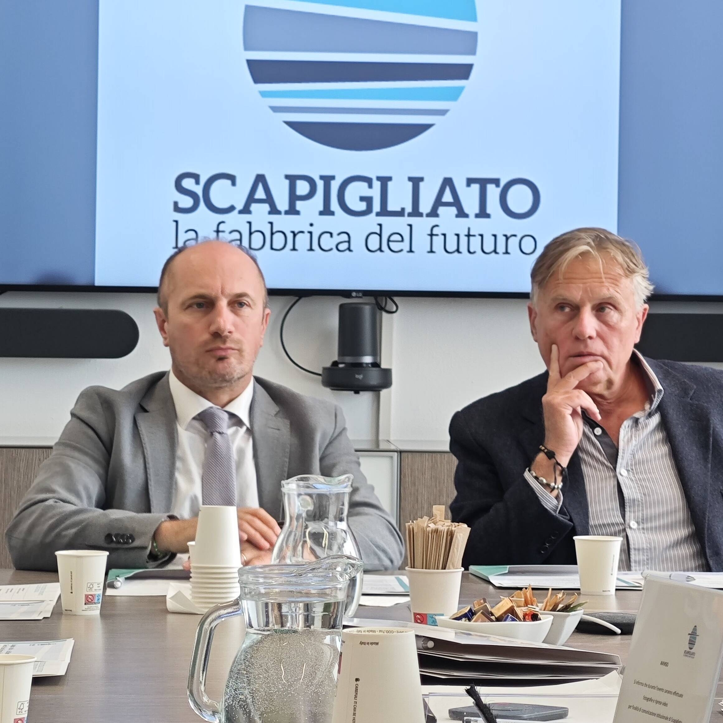 Scapigliato: a sinistra l'amministratore unico Francesco Girardi, a destra il sindaco del Comune di Rosignano Claudio Marabotti