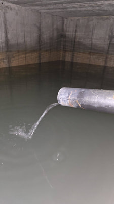 Rivolo d'acqua in entrata nella Cisterna di Col Spalgér