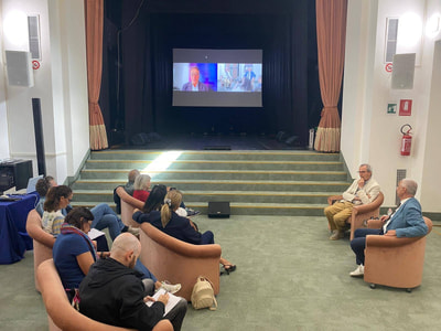 foto di un momento della conferenza stampa