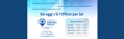 Locandina con gli orari e i contatti del Punto Digitale Facile