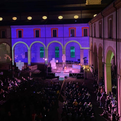 Antico convento di Bagnacavallo illuminato in occasione del Sonora Fest