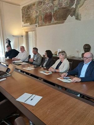 Nella foto Setti, Bellini, Festi, Sindaca Robol, Leonardi e Cainelli