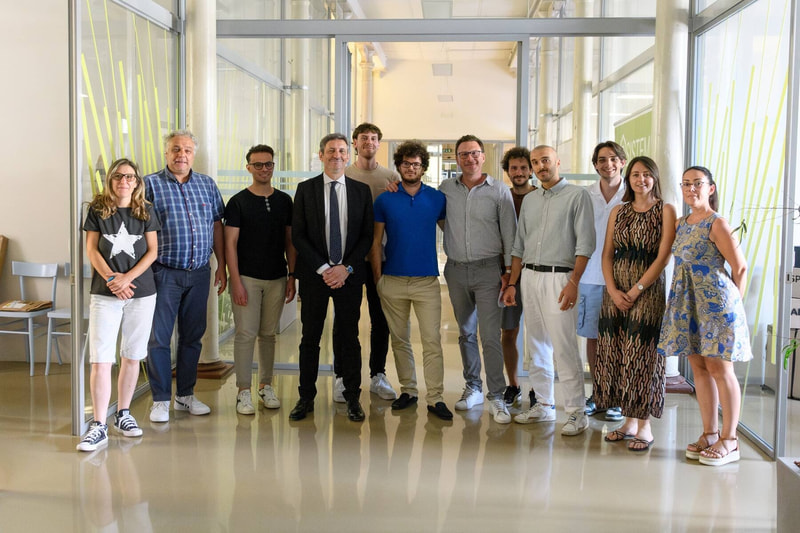 Il vicepresidente Achille Spinelli visita le aziende insediate in Progetto Manifattura Il vicepresidente Achille Spinelli visita le aziende insediate in Progetto Manifattura