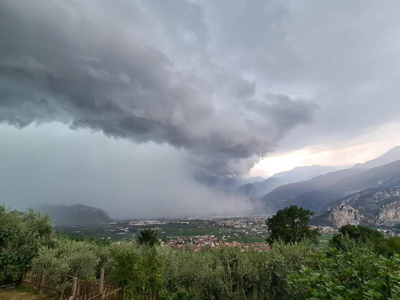 Maltempo, emessa un’allerta temporali e idrogeologica gialla Maltempo, emessa un’allerta temporali e idrogeologica gialla