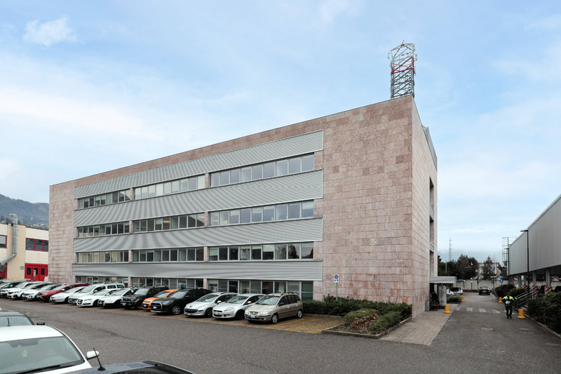 Palazzina uffici comunali via Maccani