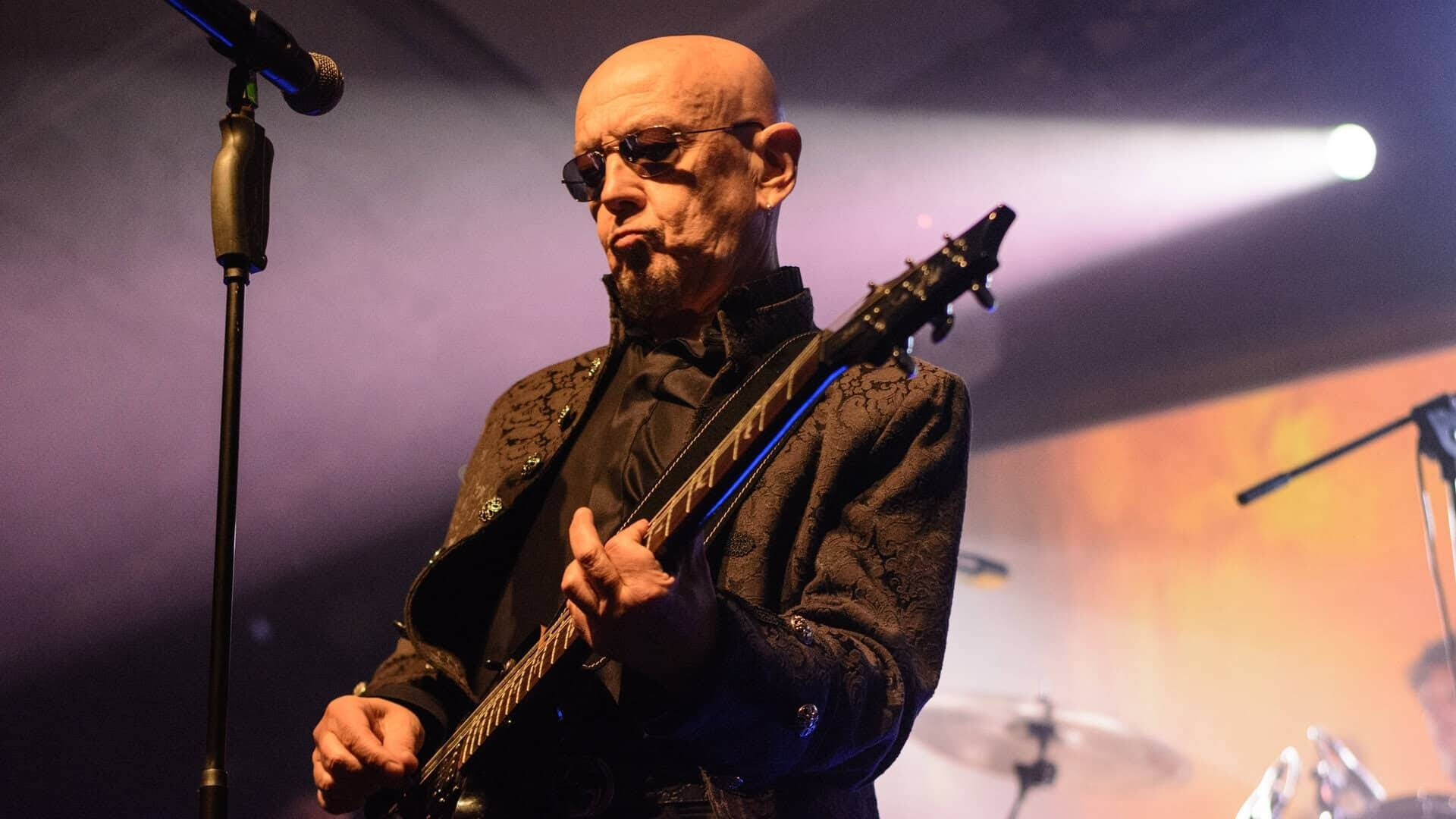 ENRICO RUGGERI A FANO: TUTTE LE INFORMAZIONI UTILI PER IL CONCERTO