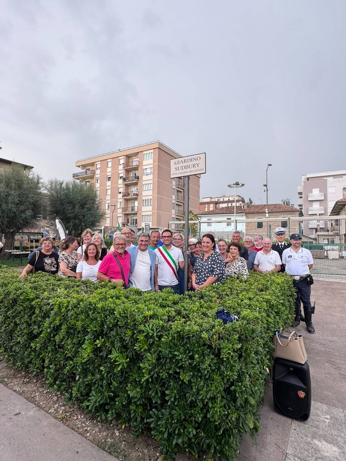 FANO CELEBRA I SUOI GEMELLAGGI: INTITOLATI I GIARDINI DEL LUNGOMARE DI SASSONIA